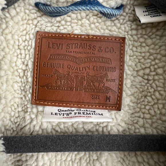 Levi's 90s Sherpa Trucker Jacket Size M - Picture 6 of 6